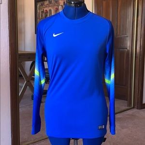 Nike | Long Sleeve Top